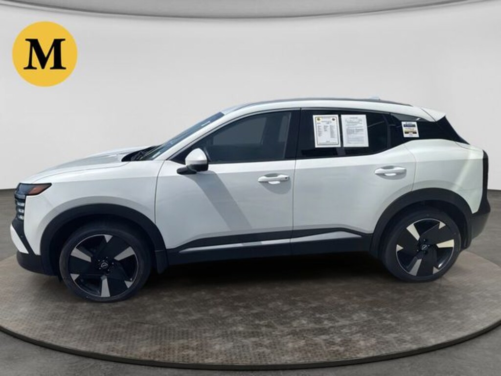 Used 2025 Nissan Kicks SR SUV