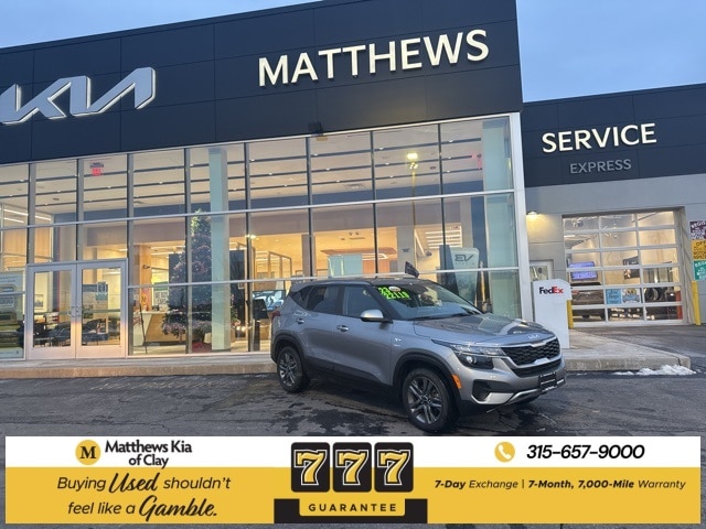 2023 Kia Seltos LX's photo