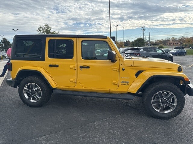 2020 Jeep Wrangler Unlimited Sahara photo 2