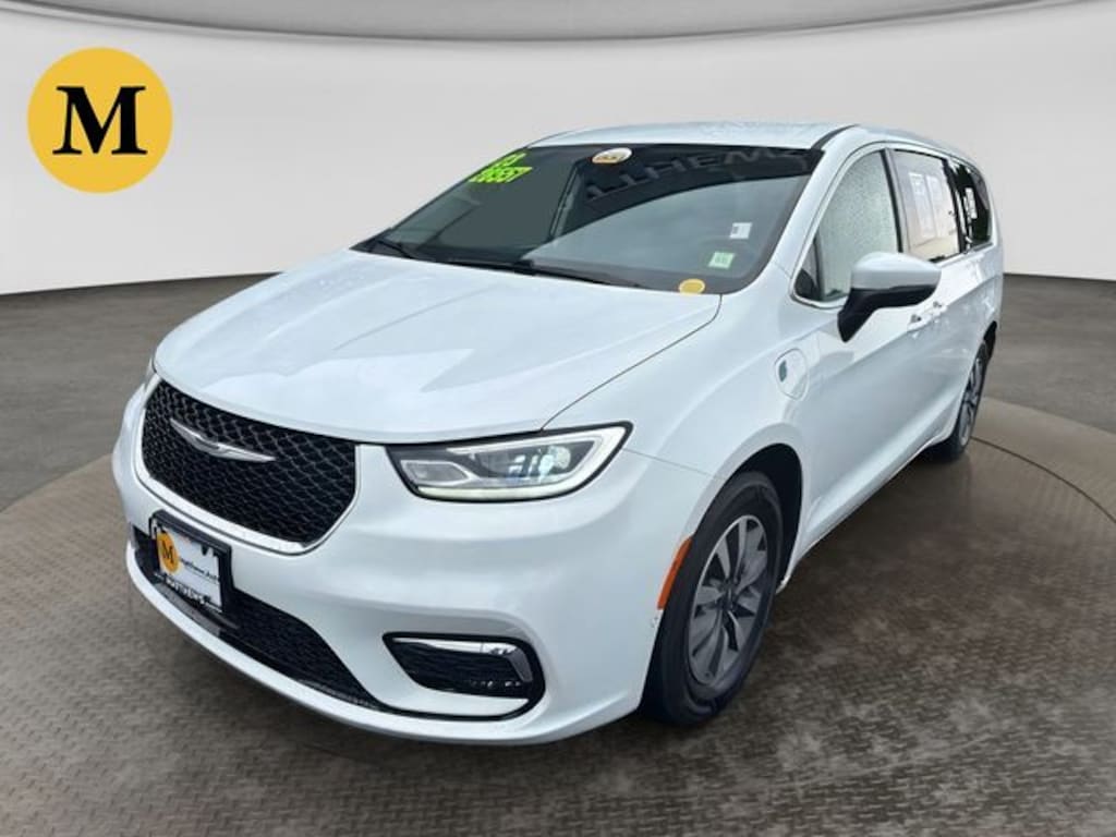 Used 2023 Chrysler Pacifica Plug-In Hybrid Touring L Van Passenger Van