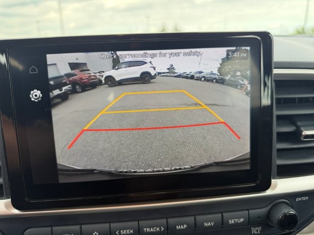 Additional photo of vehicle.