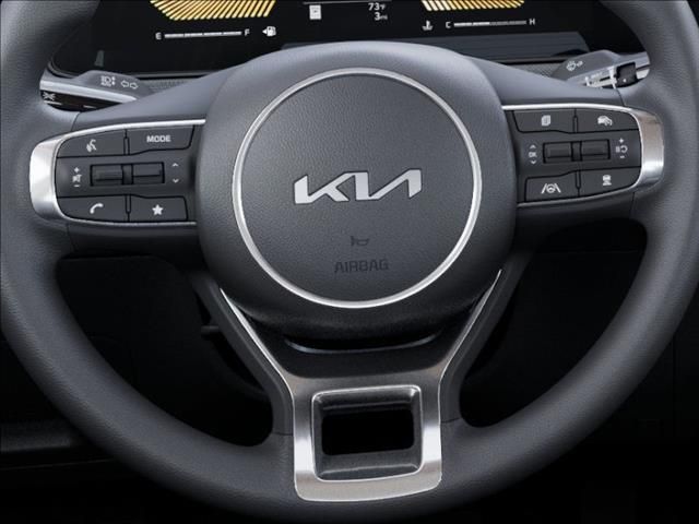 2025 Kia K5 LXS - Photo 22