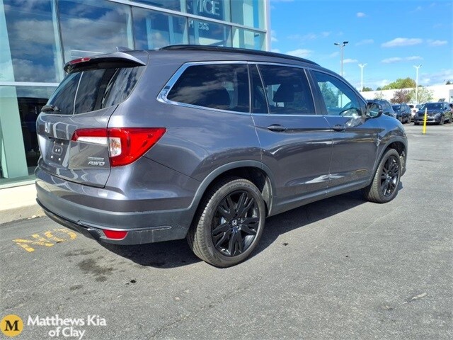 2021 Honda Pilot Special Edition photo 2