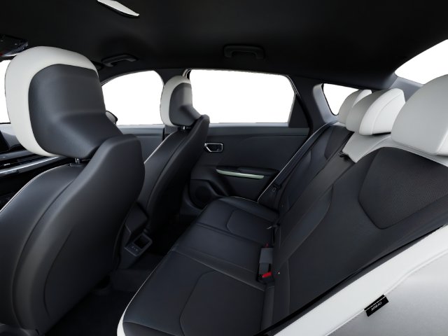 2026 Kia K4 GT-Line - Photo 18