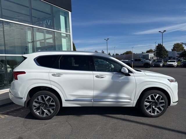 2022 Hyundai Santa Fe Calligraphy photo 2