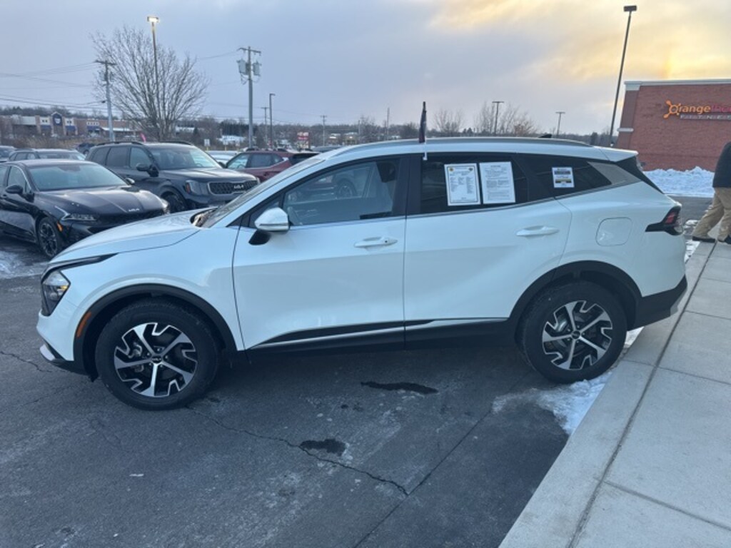 Certified 2023 Kia Sportage Hybrid EX SUV