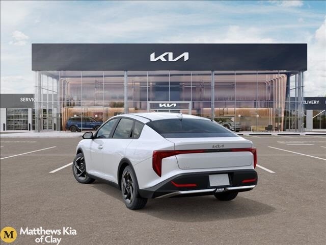 2025 Kia K4 EX photo 3