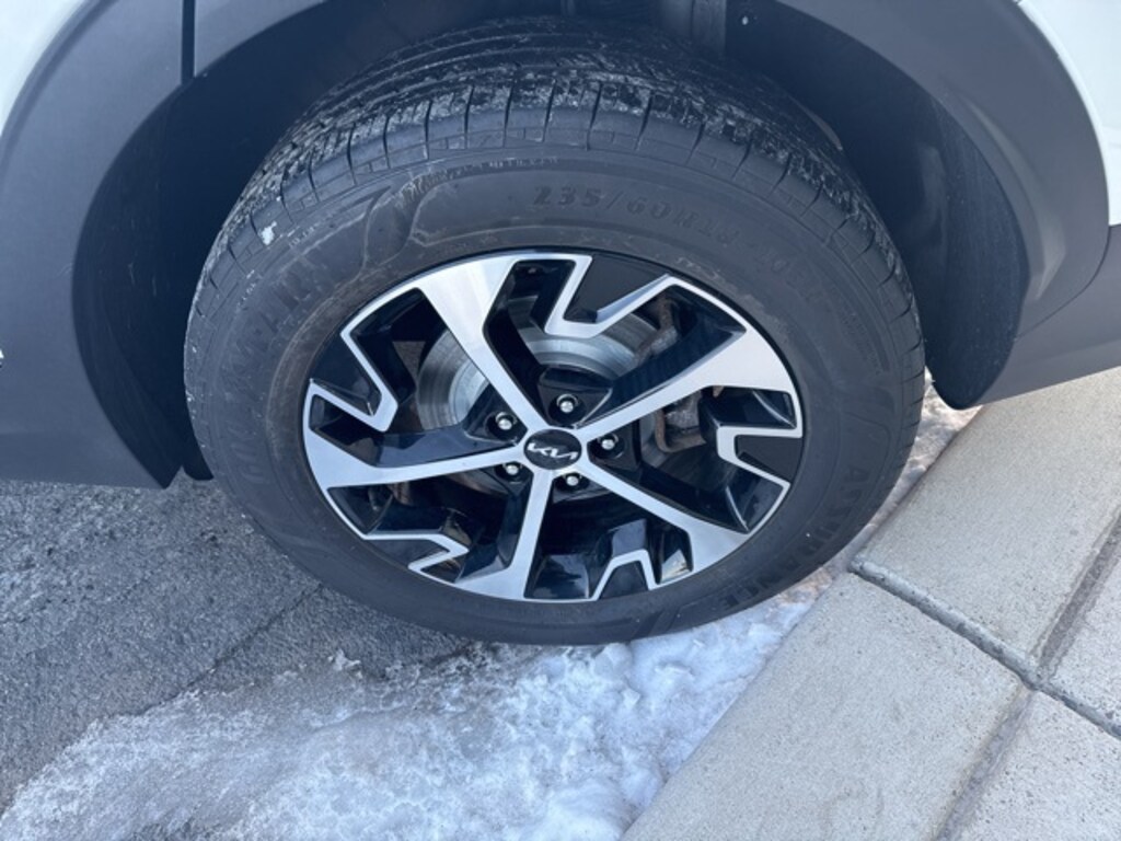 Certified 2023 Kia Sportage Hybrid EX SUV