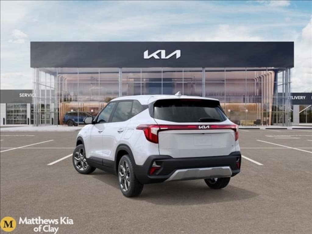 New 2026 Kia Seltos LX SUV