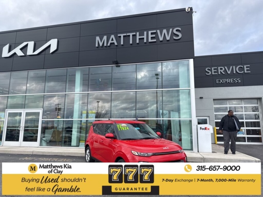 Certified 2022 Kia Soul LX Hatchback