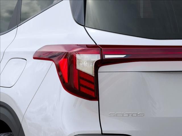 2026 Kia Seltos S - Photo 11