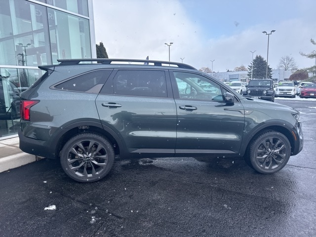 2023 Kia Sorento X-Line EX photo 2