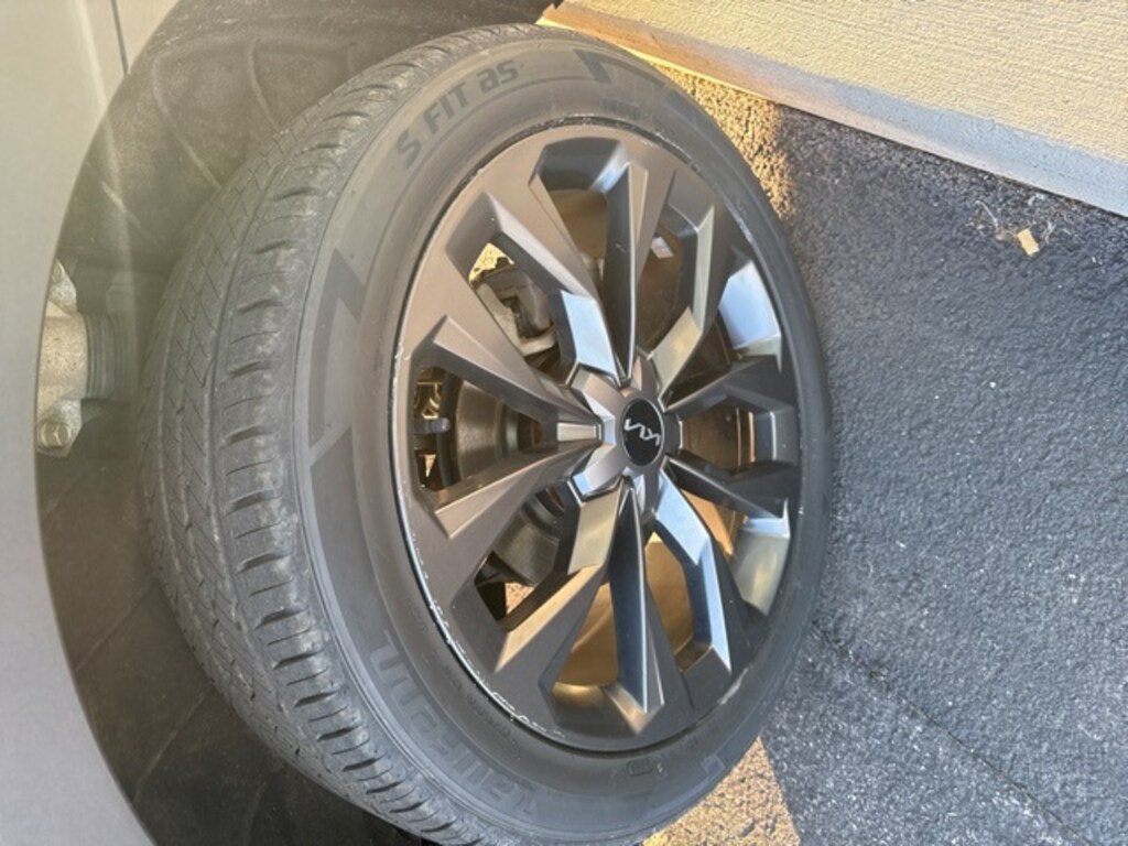 Certified 2022 Kia Sorento X-Line EX SUV