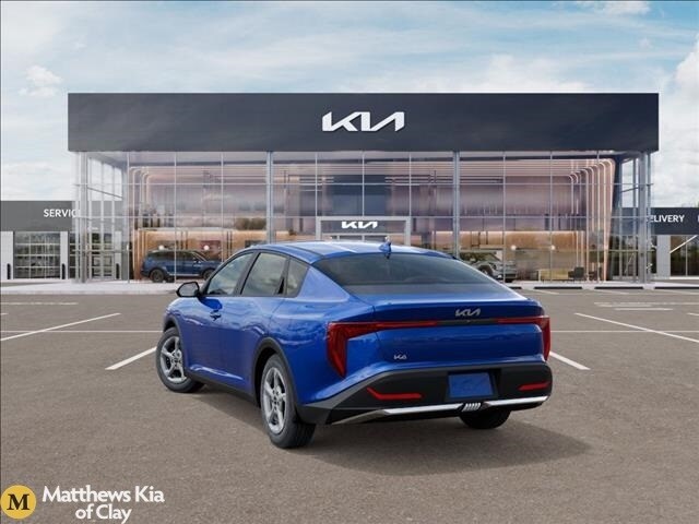 2025 Kia K4 LXS photo 4