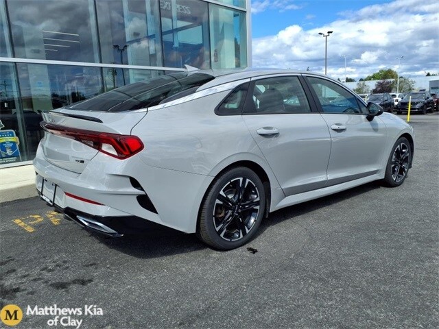 2022 Kia K5 GT-Line photo 2