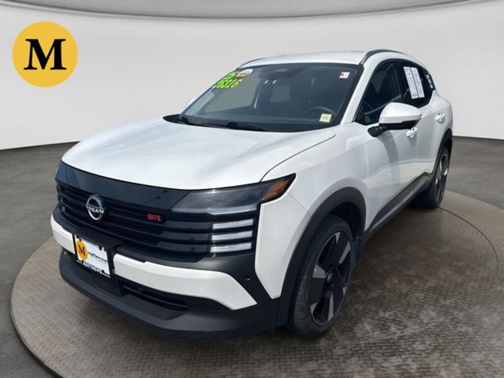 Used 2025 Nissan Kicks SR SUV