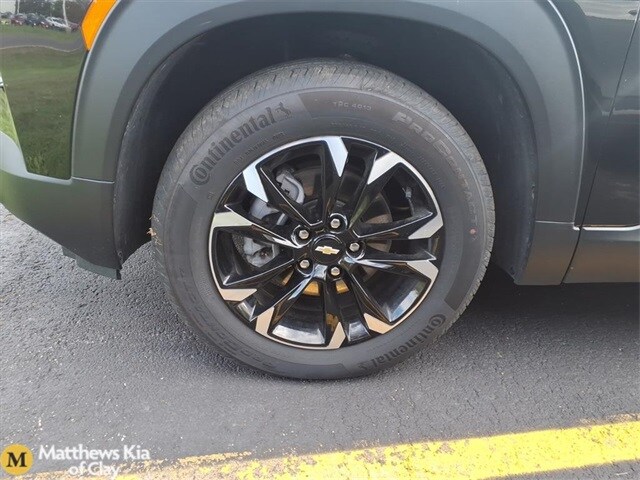 2023 Chevrolet Trailblazer LT photo 3