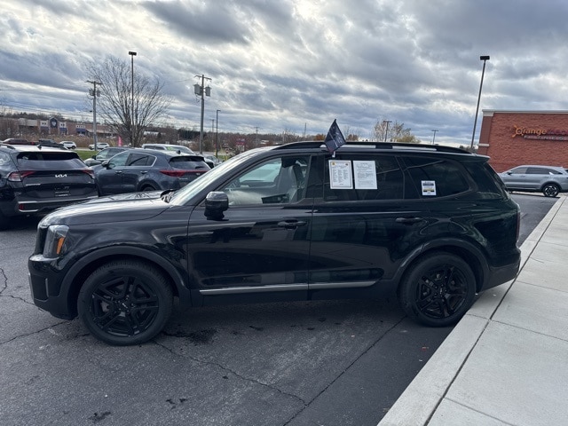 2023 Kia Telluride EX X-Line photo 2