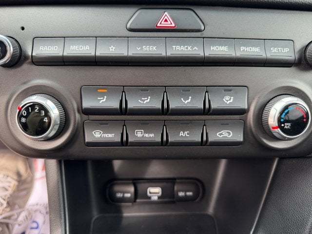 Additional photo of vehicle.