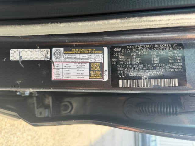 Additional photo of vehicle.