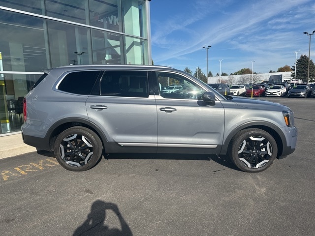 2024 Kia Telluride S photo 4