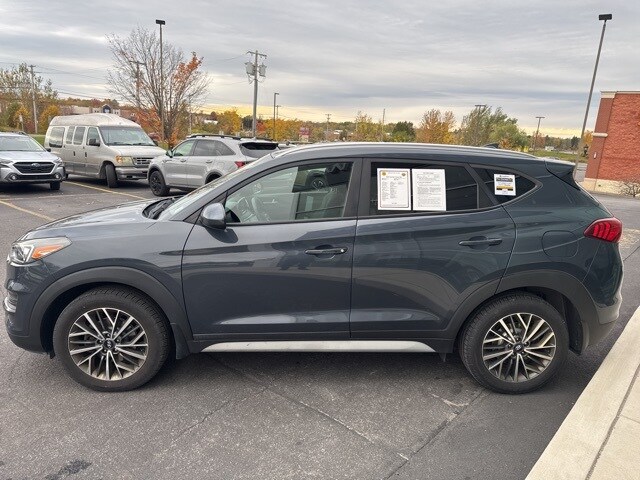 2020 Hyundai Tucson SEL photo 2