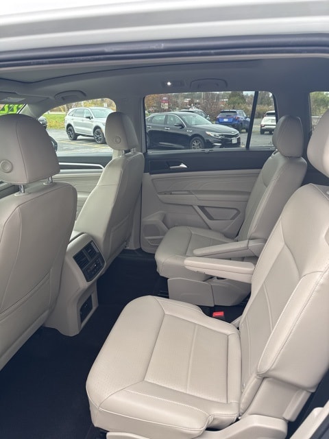 2022 Volkswagen Atlas SE Technology photo 4
