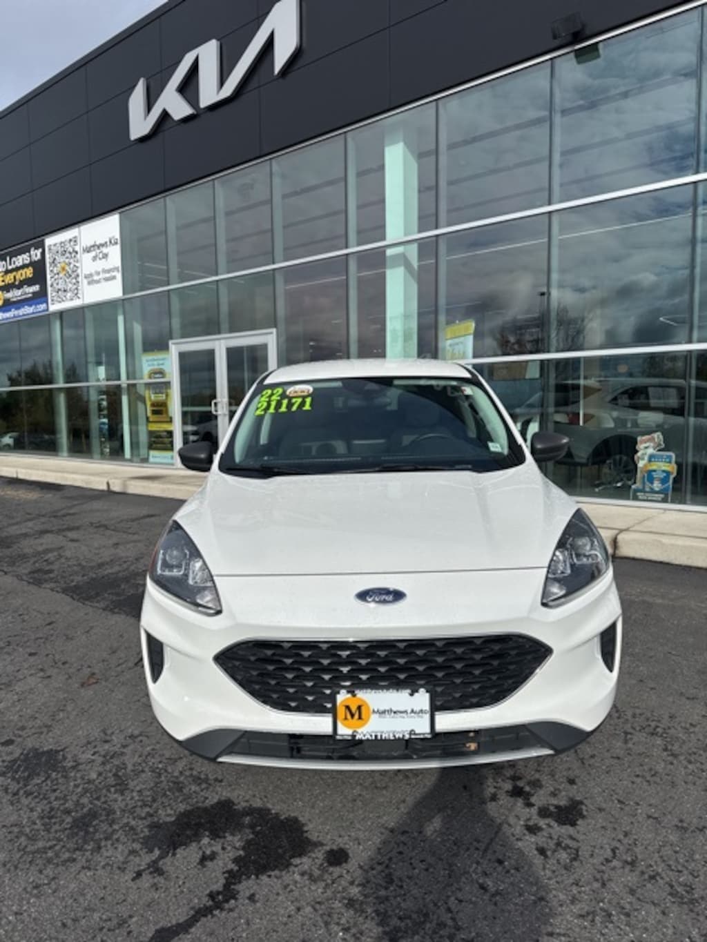 Used 2022 Ford Escape SE Hybrid SUV