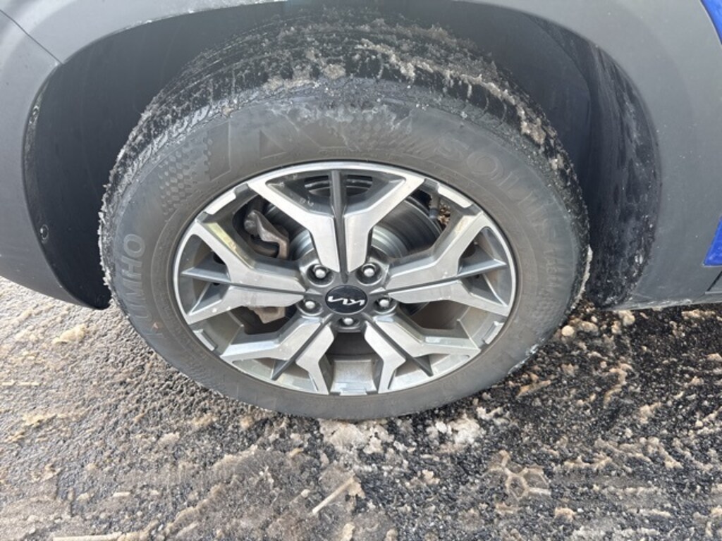 Certified 2023 Kia Seltos EX SUV