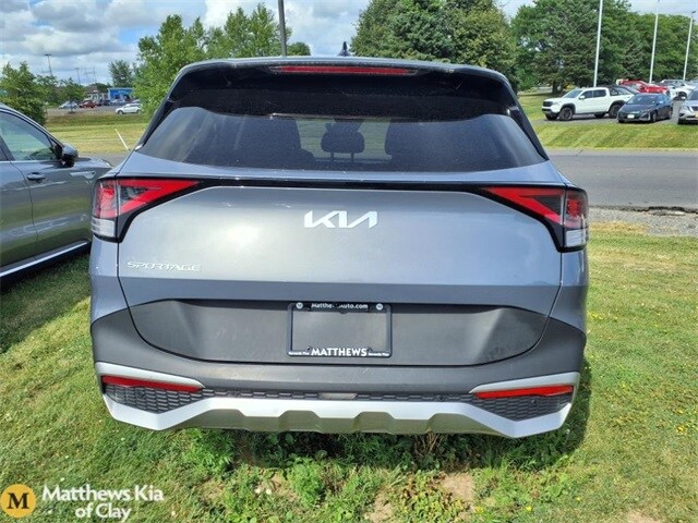 2023 Kia Sportage EX photo 4