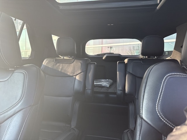 2020 Ford Explorer ST - Photo 13