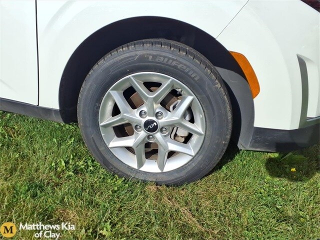2025 Kia Soul S photo 2