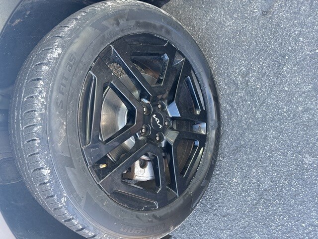 2023 Kia Telluride X-Line photo 2