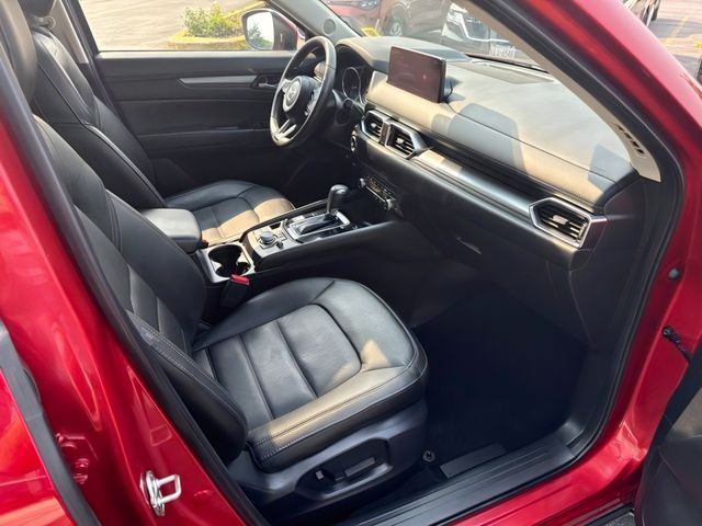 Additional photo of vehicle.