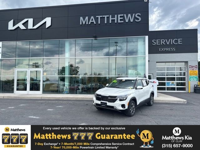 2024 Kia Seltos 2.0 LX AWD's photo
