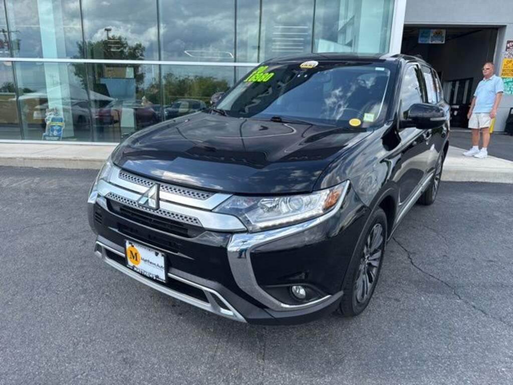 Used 2020 Mitsubishi Outlander ES CUV