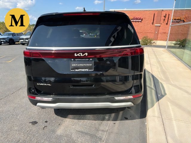 Additional photo of vehicle.