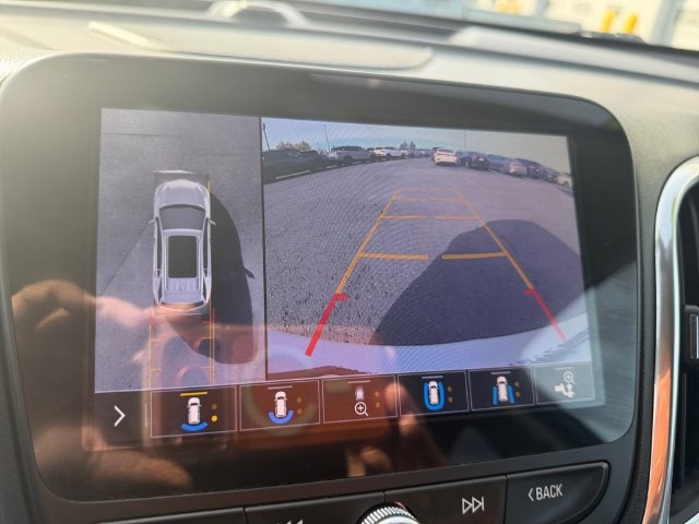 Additional photo of vehicle.
