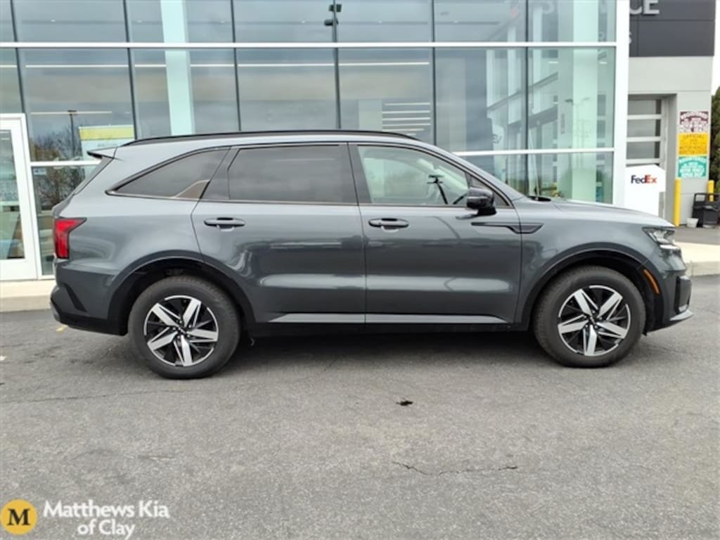 Used 2022 Kia Sorento S SUV