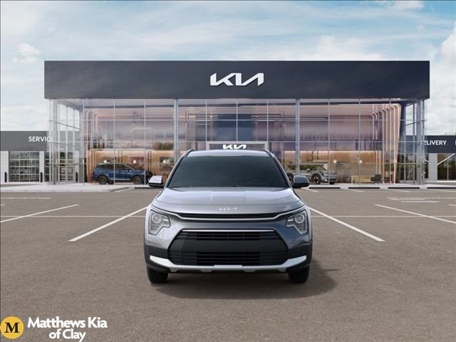 2025 Kia Niro LX photo 2