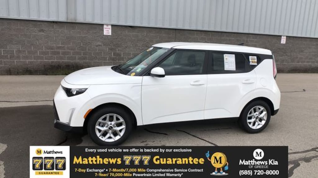 Certified 2025 Kia Soul LX Hatchback