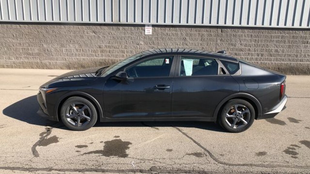 Used 2025 Kia K4 LXS Sedan