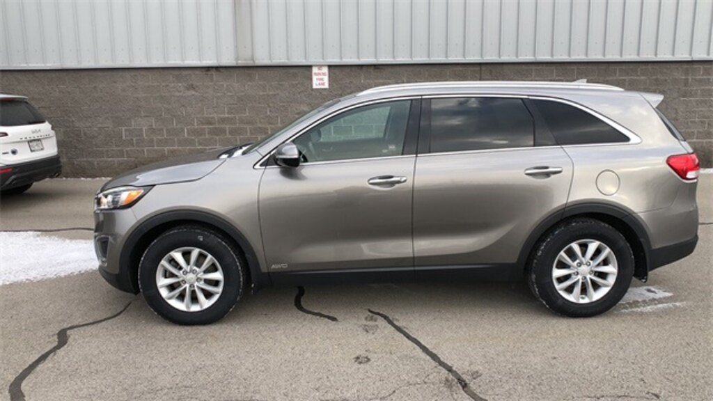 Used 2017 Kia Sorento LX SUV