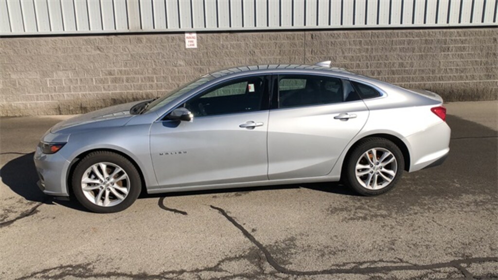 Used 2017 Chevrolet Malibu LT Sedan