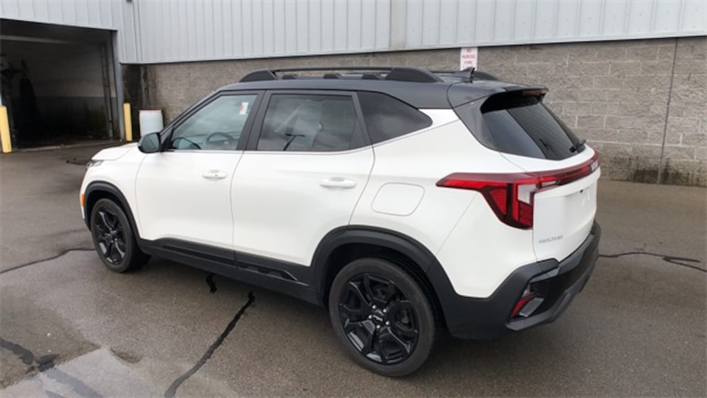 Used 2024 Kia Seltos X-Line SUV