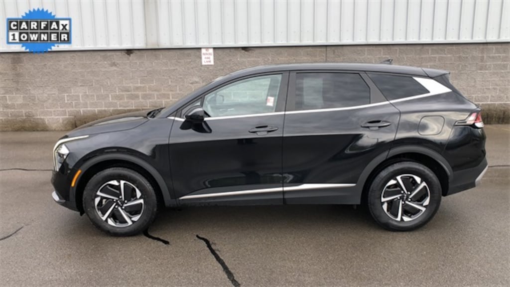 Used 2023 Kia Sportage Hybrid LX SUV
