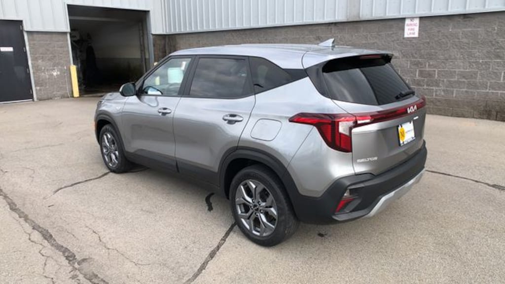 Certified 2024 Kia Seltos LX SUV
