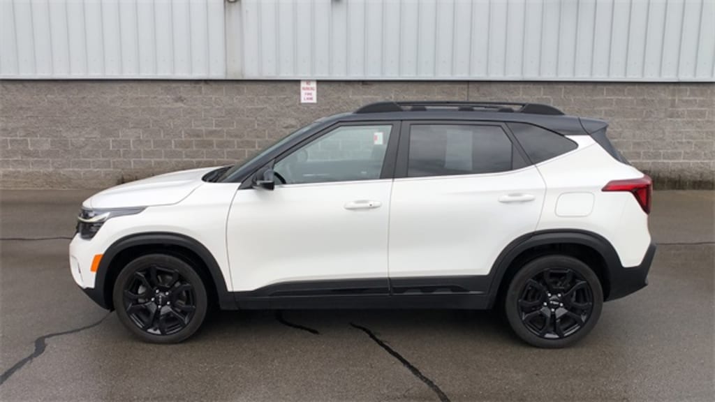 Used 2024 Kia Seltos X-Line SUV