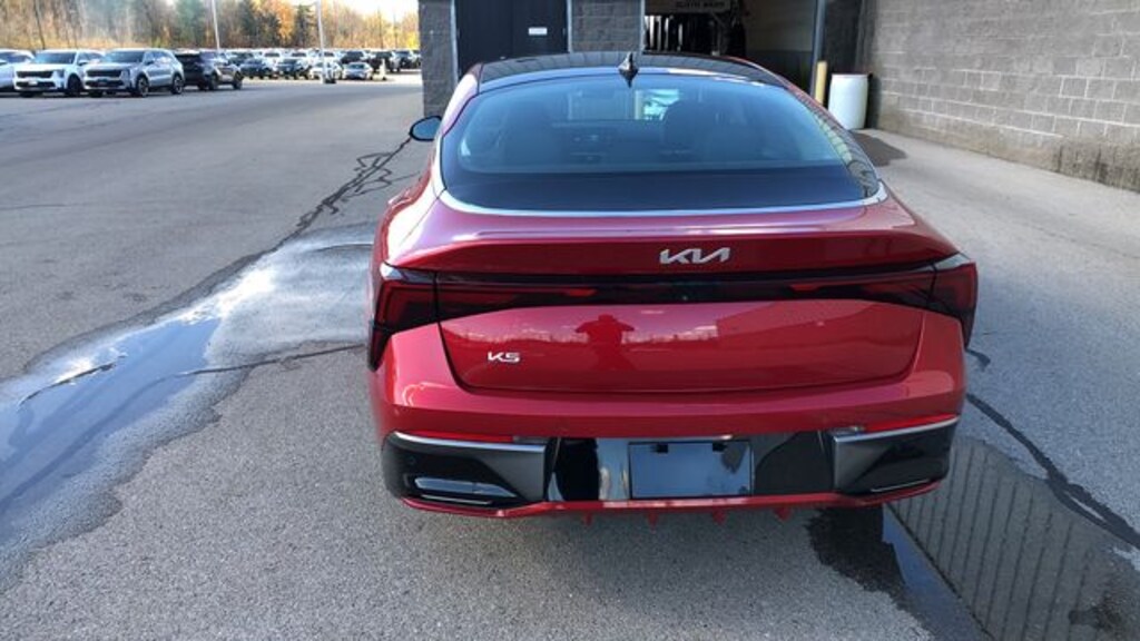 Used 2025 Kia