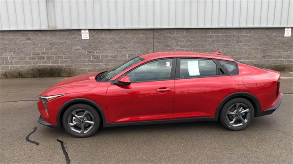 Used 2025 Kia K4 LXS Sedan